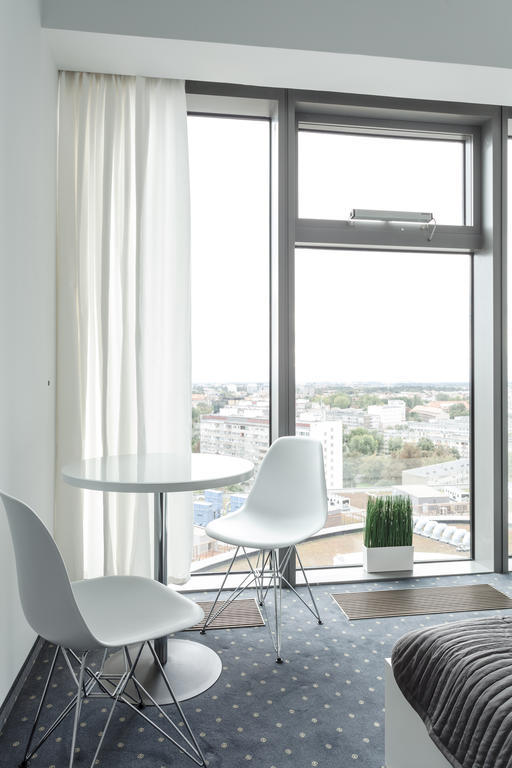 Platinum Sky Lejlighed Wrocław Værelse billede